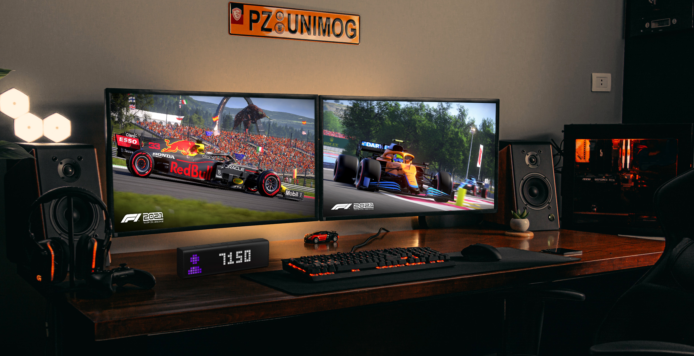 Make your desk setup smart and stylish | LaMetric TIME